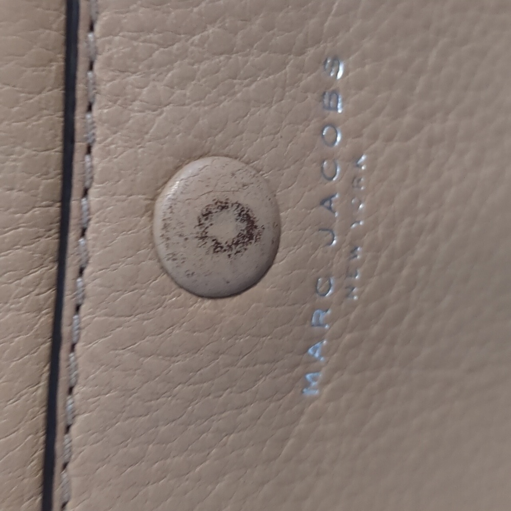 Marc Jacobs Tan Leather Crossbody Bag - Picture 4 of 10